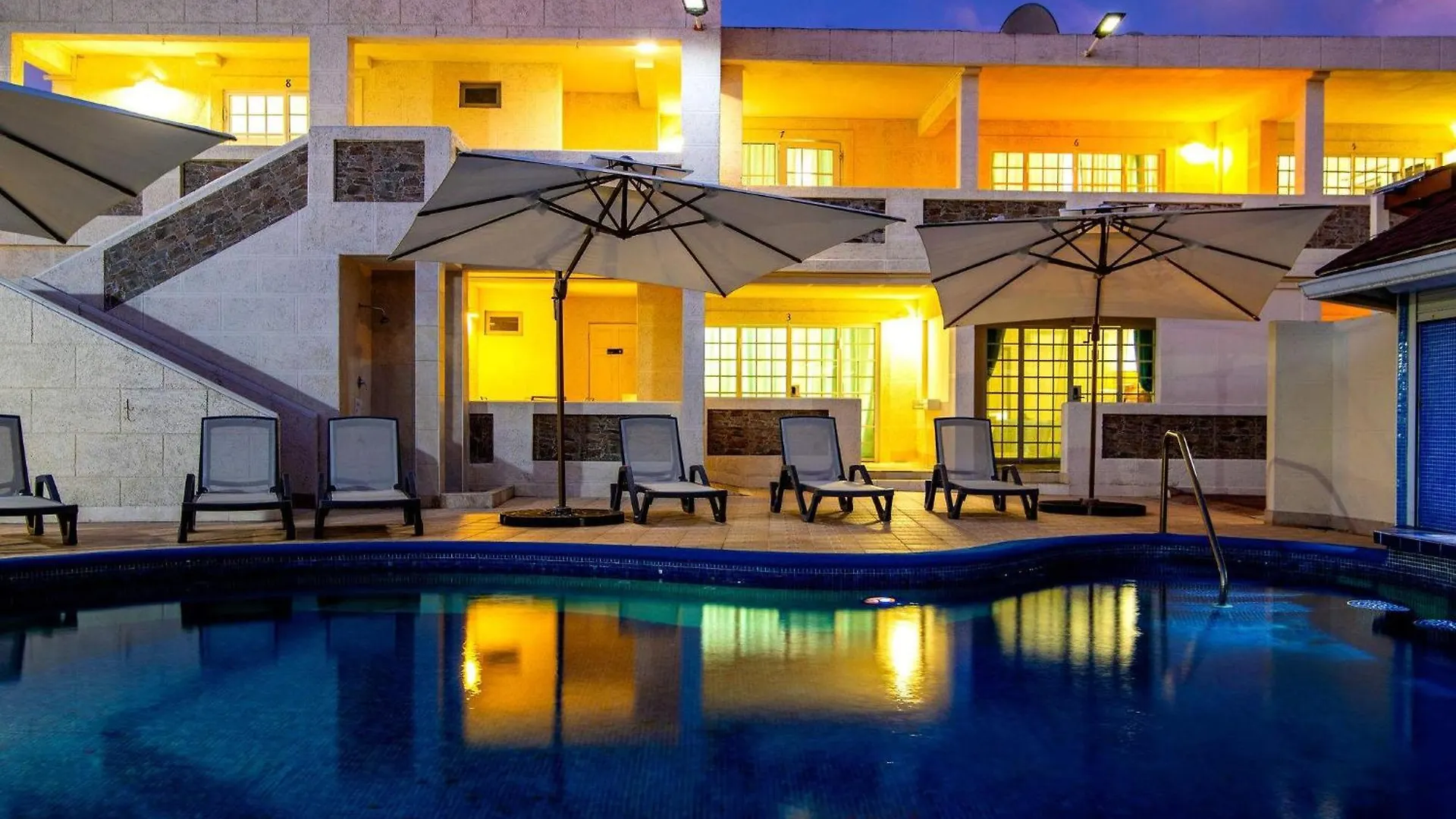 Carambola Hotel With Pool Access, Steps To Beach Christ Church Barbados