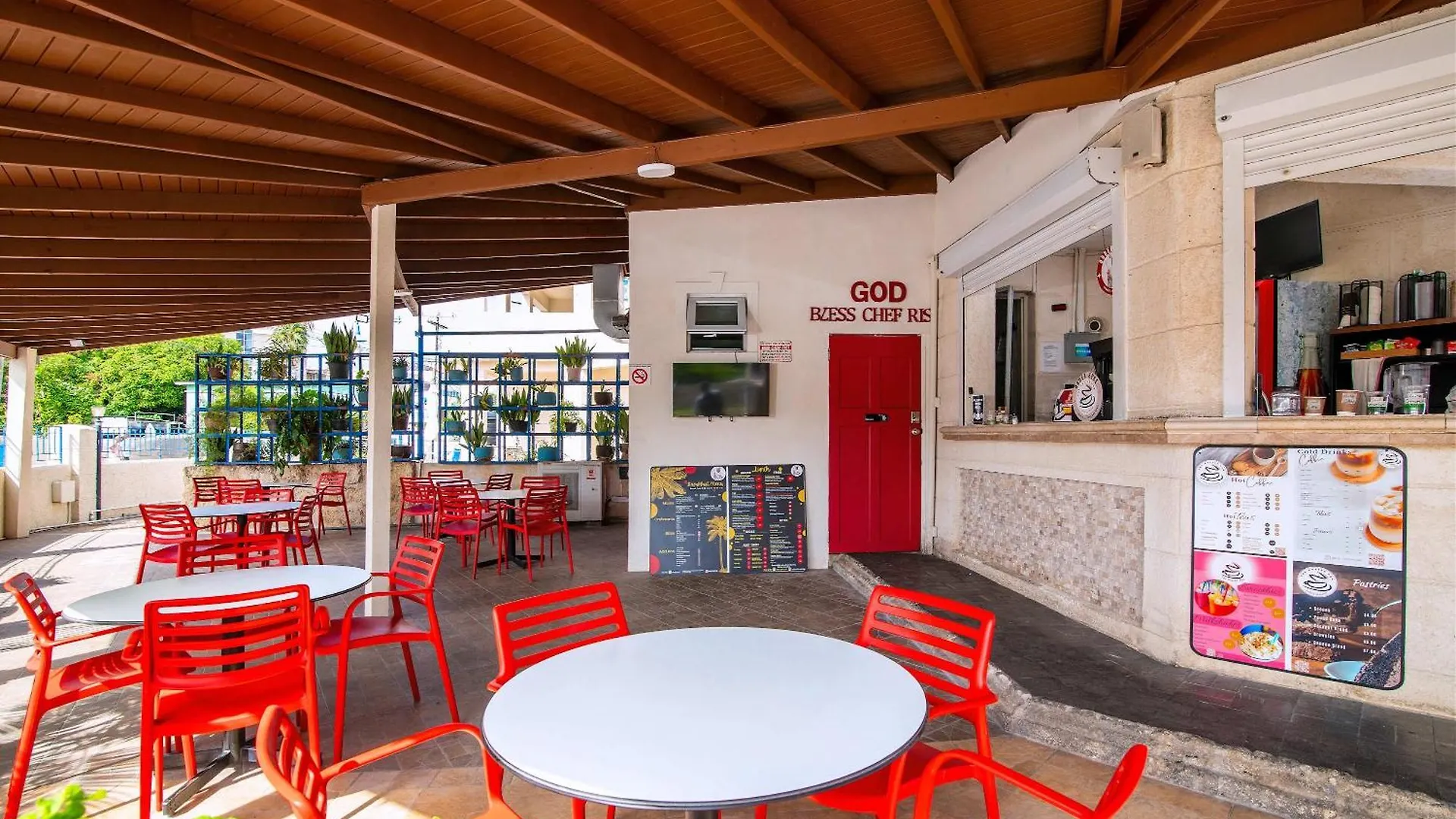 Apartment Carambola Hotel With Pool Access, Steps To Beach Christ Church Barbados